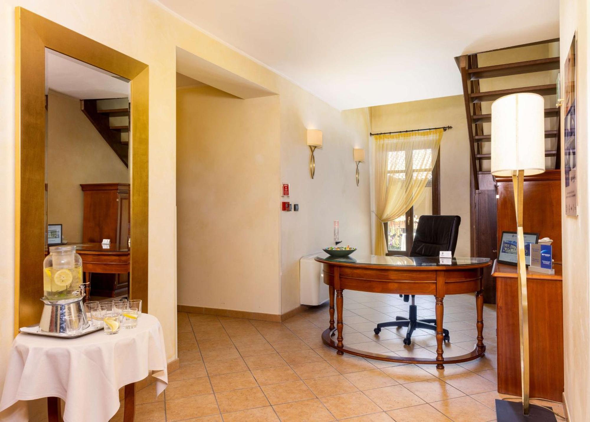 Best Western Plus Hotel Le Rondini San Francesco al Campo Εξωτερικό φωτογραφία