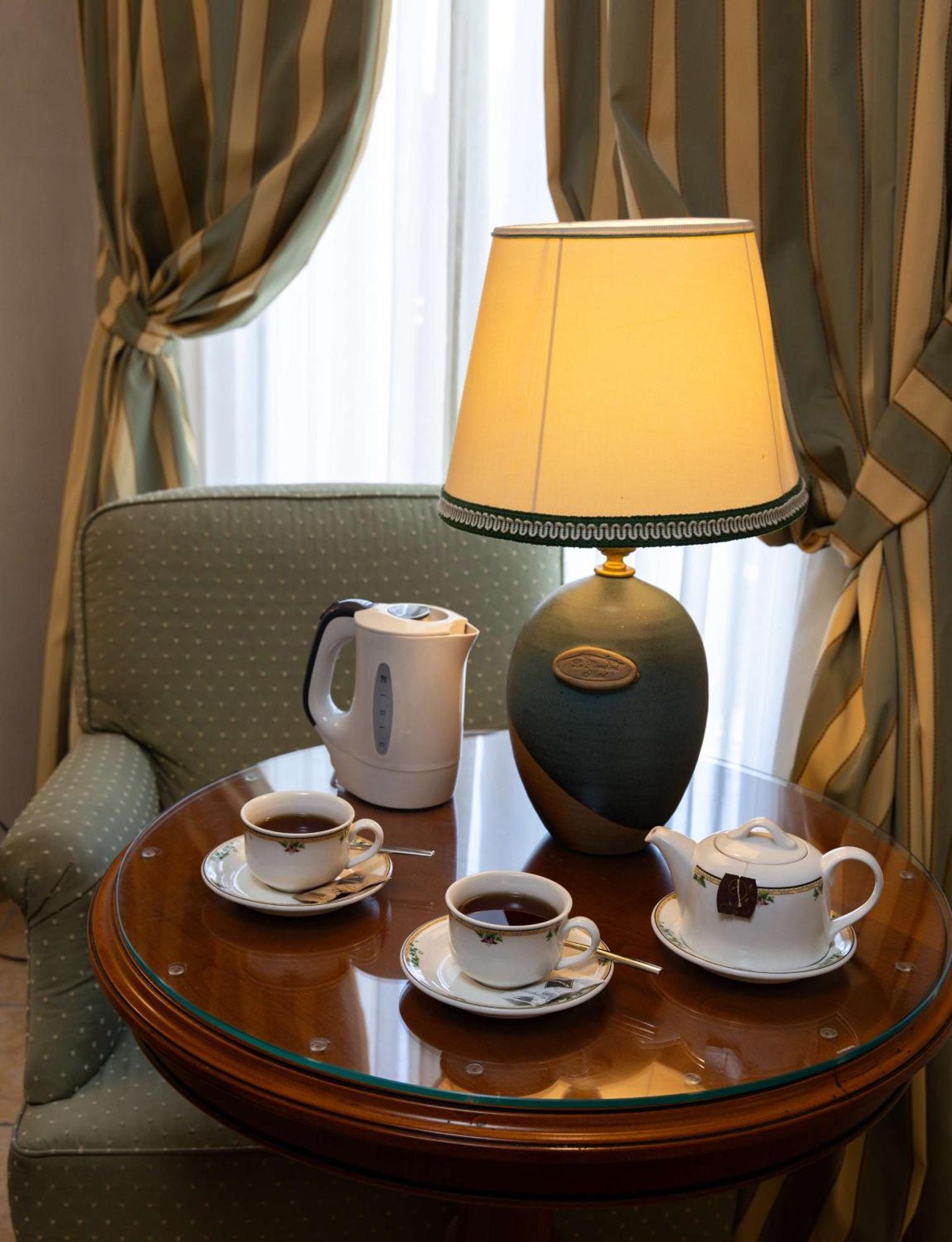 Best Western Plus Hotel Le Rondini San Francesco al Campo Εξωτερικό φωτογραφία