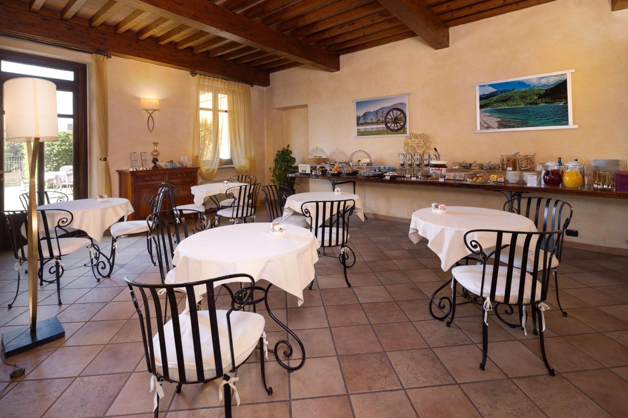 Best Western Plus Hotel Le Rondini San Francesco al Campo Εξωτερικό φωτογραφία