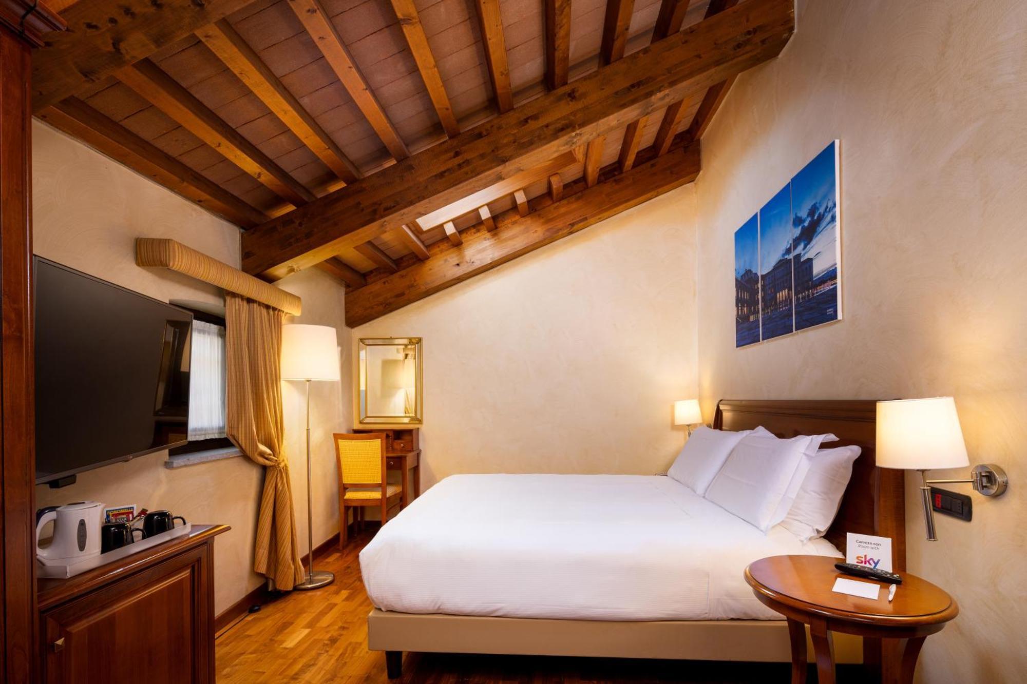Best Western Plus Hotel Le Rondini San Francesco al Campo Εξωτερικό φωτογραφία