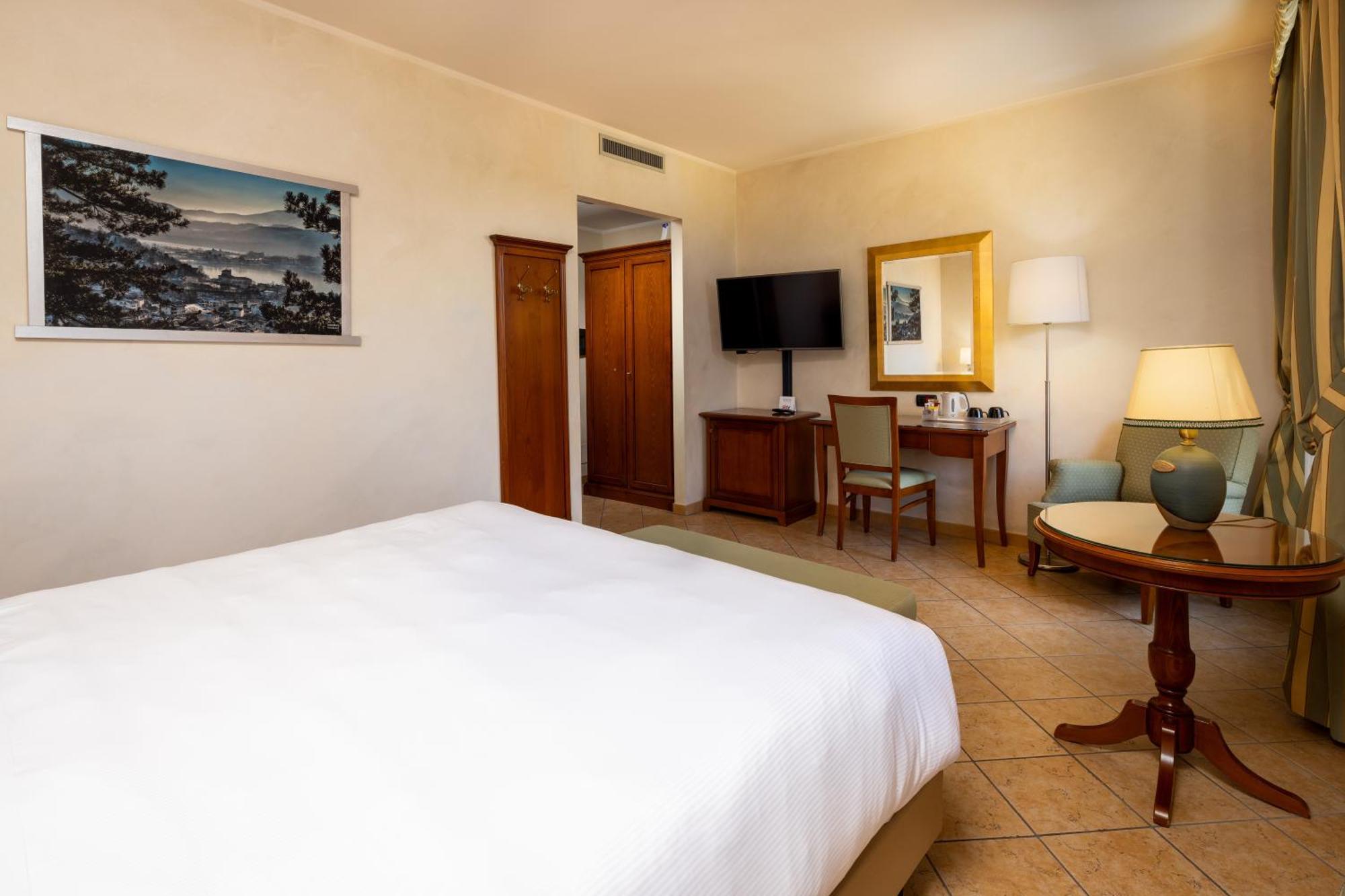 Best Western Plus Hotel Le Rondini San Francesco al Campo Εξωτερικό φωτογραφία