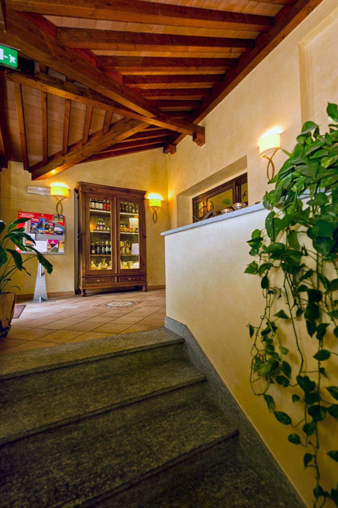 Best Western Plus Hotel Le Rondini San Francesco al Campo Εξωτερικό φωτογραφία
