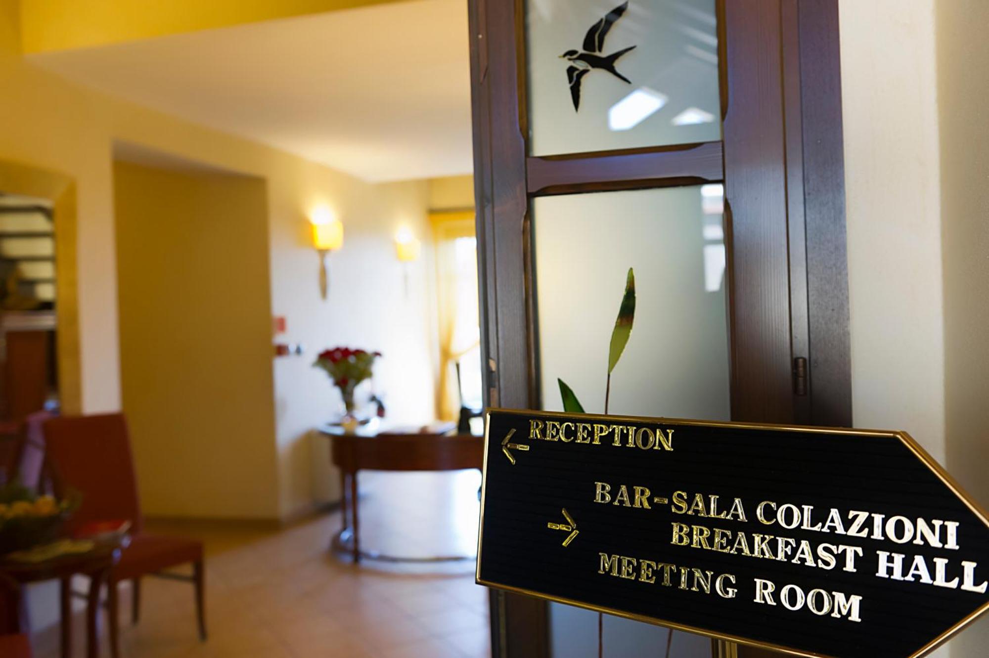 Best Western Plus Hotel Le Rondini San Francesco al Campo Εξωτερικό φωτογραφία