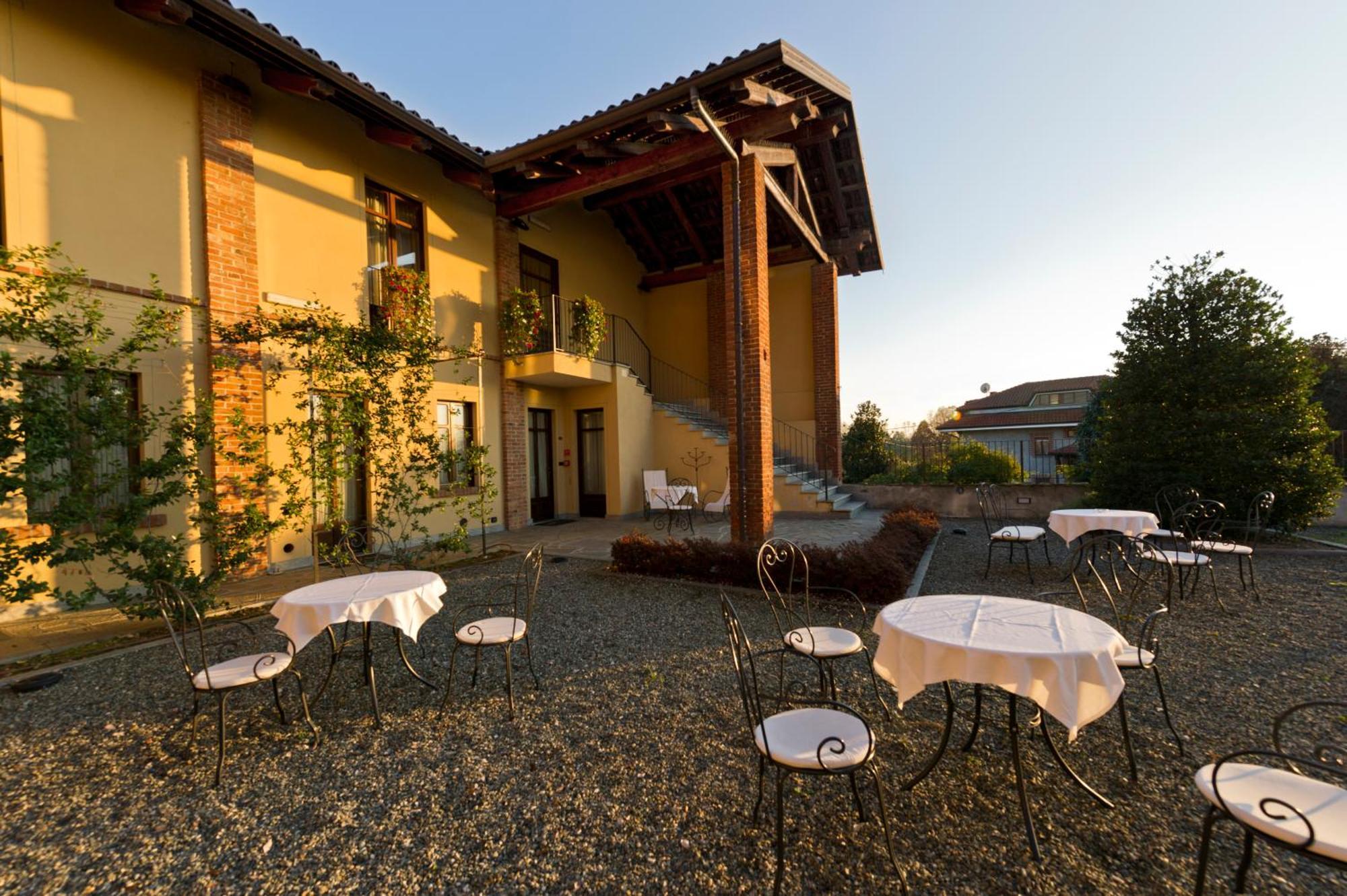 Best Western Plus Hotel Le Rondini San Francesco al Campo Εξωτερικό φωτογραφία